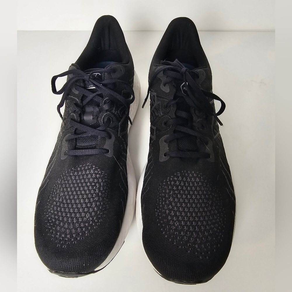 New Balance Fresh Foam X Vongo Running Race Gym Shoes Mens Sz 15